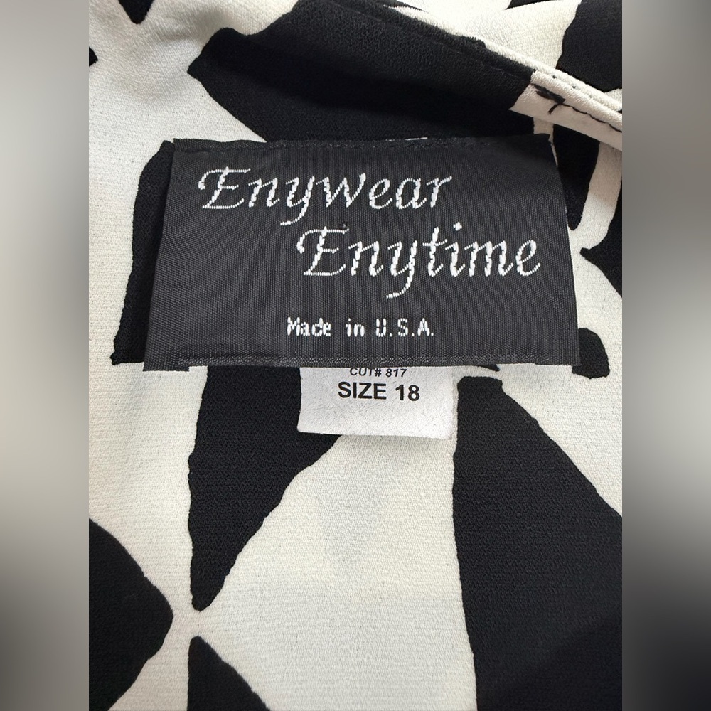 Enywear Enytime Geometric Black and White Midi Dress size 18 - Picture 2 of 7